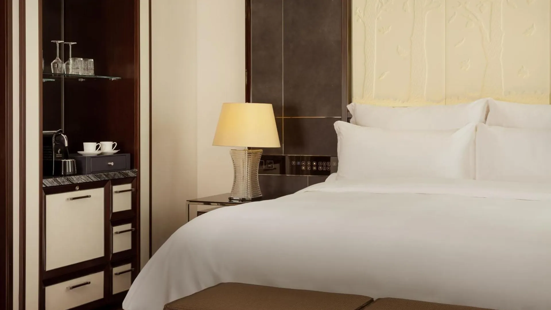 The Ritz-Carlton, Astana Otel