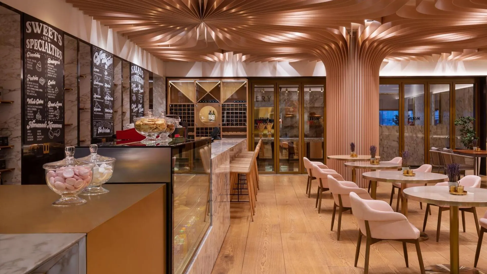 The Ritz-Carlton, Astana Otel