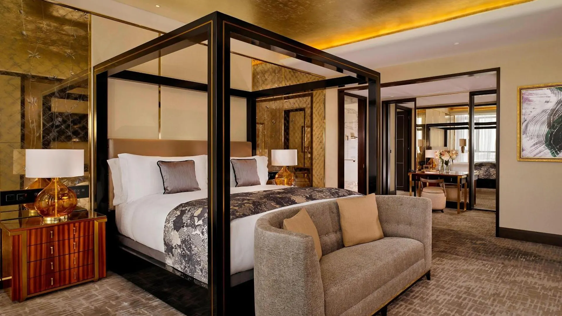 The Ritz-Carlton, Astana Otel 5*,