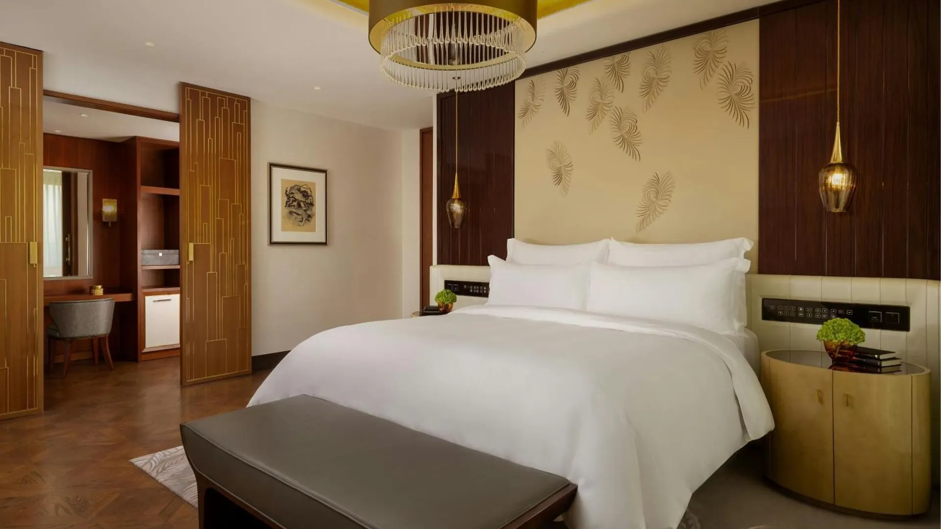 The Ritz-Carlton, Astana Otel